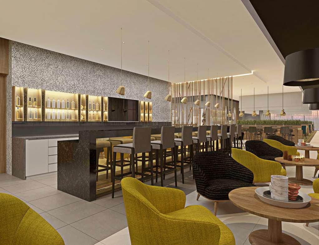 Hilton Garden Inn Windhoek Restaurant foto