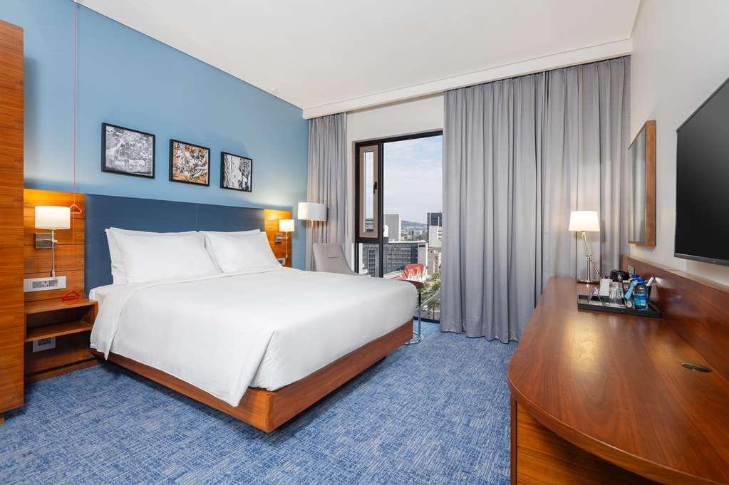 Hilton Garden Inn Windhoek Zimmer foto