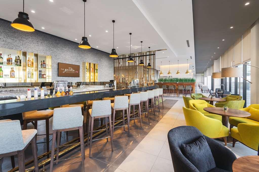 Hilton Garden Inn Windhoek Restaurant foto